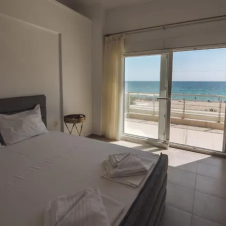 Villa Proteus Beachfront Villa, Toroni