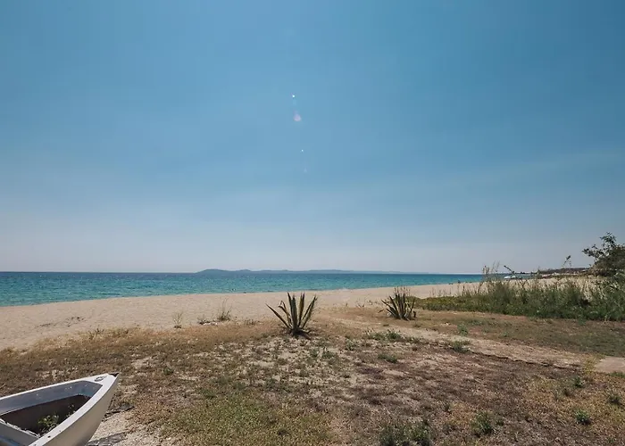 Villa Proteus Beachfront Villa,
