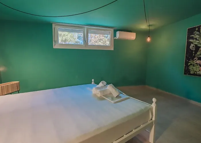 Proteus Beachfront Villa, Villa *