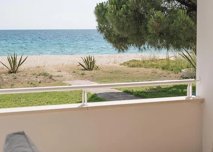 Proteus Beachfront Villa, Villa