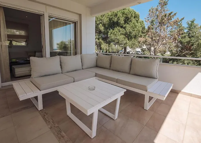 Proteus Beachfront Villa,