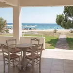Proteus Beachfront Villa, *