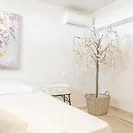 Proteus Beachfront Villa,