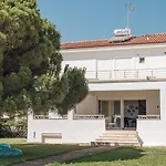 Proteus Beachfront Villa,