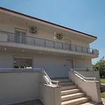 Proteus Beachfront Villa, Vila Toroni