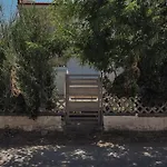 Proteus Beachfront Villa, Vila Toroni