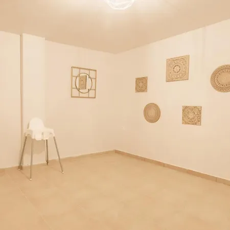 Proteus Beachfront Villa, Villa Torone