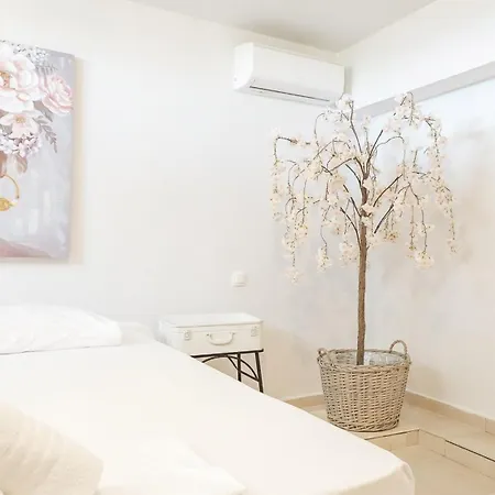 Proteus Beachfront Villa,