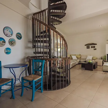 Villa Proteus Beachfront Villa, Toroni
