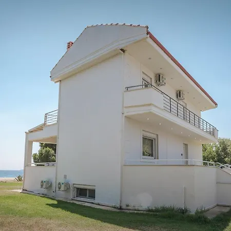 Proteus Beachfront Villa,