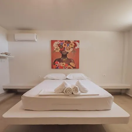 Proteus Beachfront Villa, *