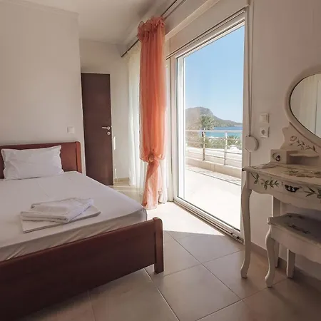 Villa Proteus Beachfront Villa,
