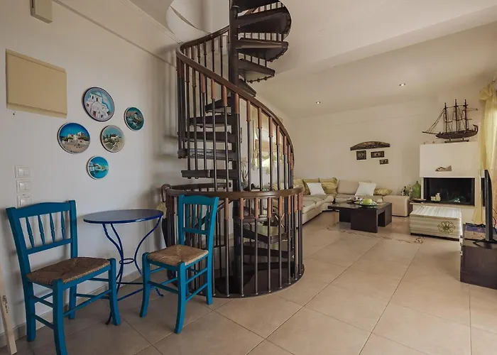 Willa Proteus Beachfront Villa, Torone