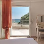Proteus Beachfront Villa, Villa *