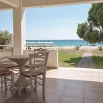 Proteus Beachfront Villa, Villa *