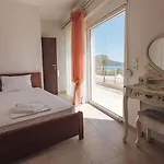 Villa Proteus Beachfront Villa,