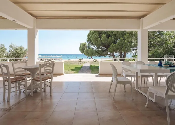 Proteus Beachfront Villa, Villa